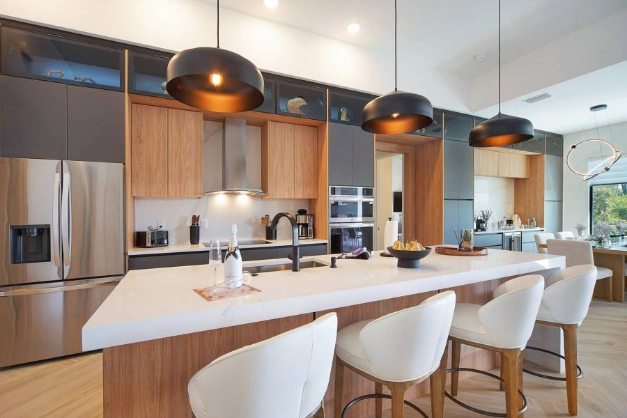 MLS_bh903_lg_pic46_1